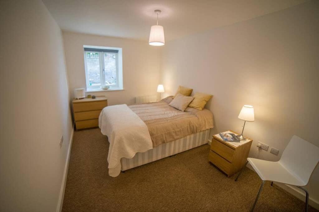Champion Court Two Bedroom Flat Bristol Exterior photo
